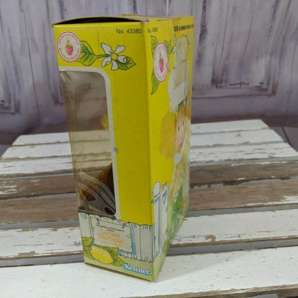 Kenner lemon meringue frappe‎ 43380 doll strawberry - Picture 4 of 6
